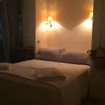 Del Giglio 3* チェファル