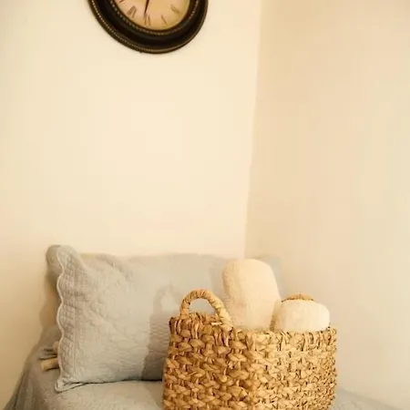 Del Giglio Couette-café 3*