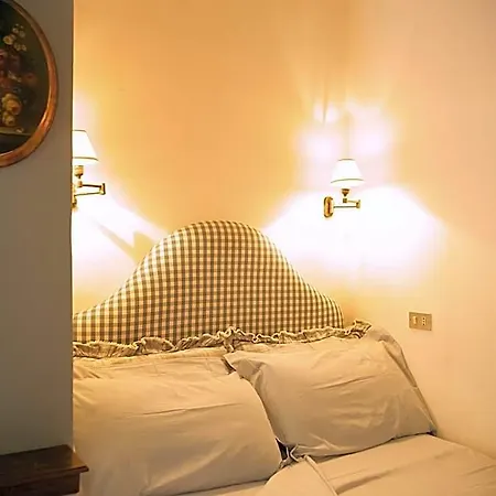 B&B Del Giglio Bed & Breakfast 3*