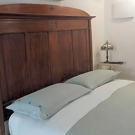 B&B Del Giglio Bed & Breakfast