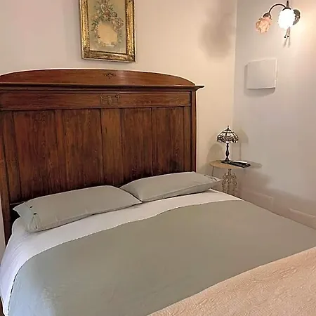 B&B Del Giglio Bed & Breakfast