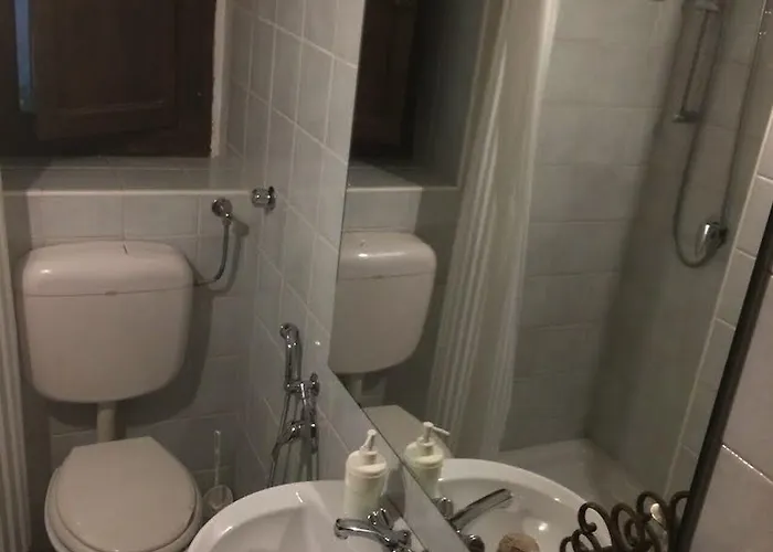 Del Giglio Oda ve Kahvaltı 3*